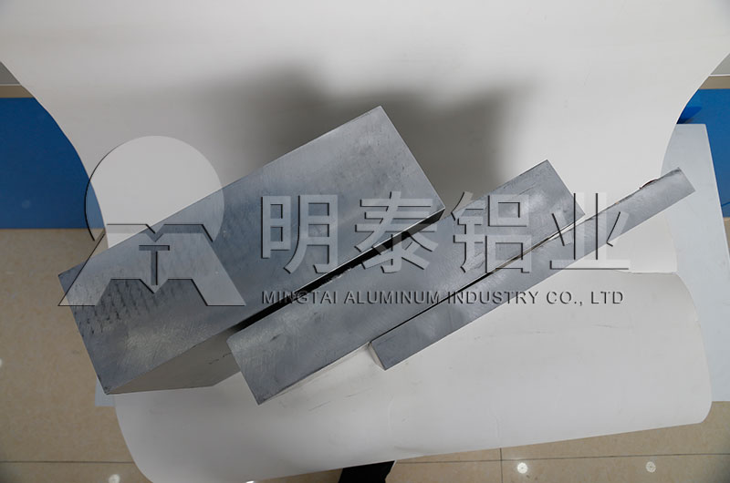 汽車(chē)儲(chǔ)氣筒用5083鋁合金板多少錢(qián)-河南廠(chǎng)家介紹